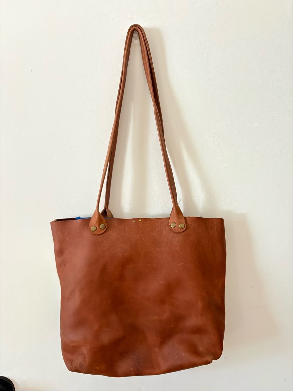 1970s Hudson Bay Stripe & Leather Tote Bag in Red, Yellow, Blue - One of a Kind - Picture 4 of 8